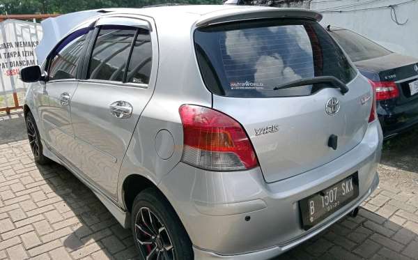 TOYOTA YARIS 1.5 S