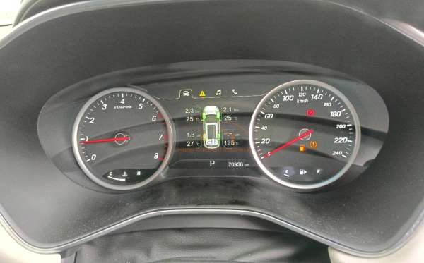 WULING ALMAZ 1.5 LT LUX CVT