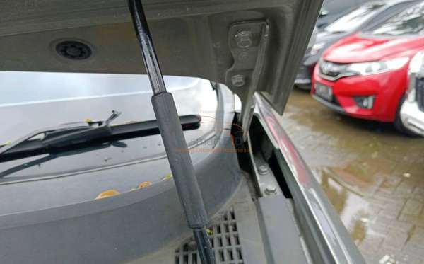 WULING ALMAZ 1.5 LT LUX CVT