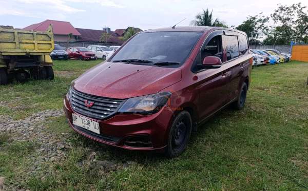 WULING CONFERO