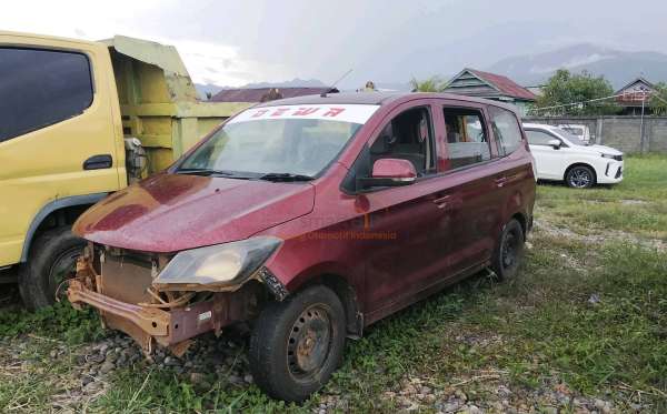 WULING CONFERO