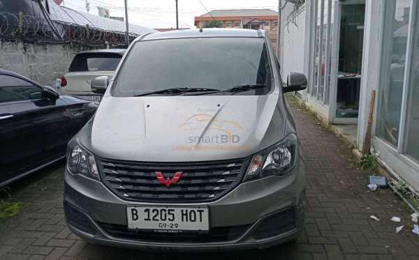 WULING CONFERO