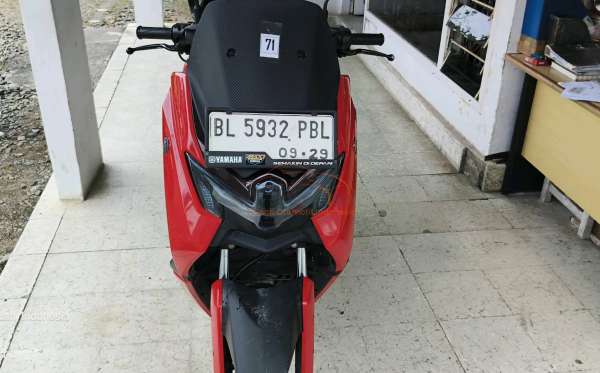 YAMAHA NMAX