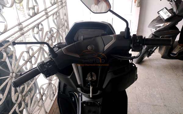 YAMAHA NMAX