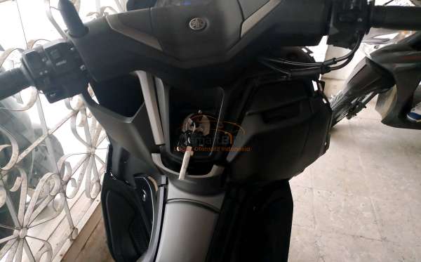 YAMAHA NMAX