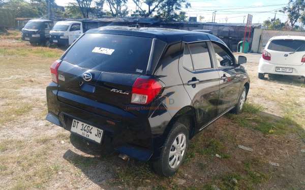DAIHATSU AYLA M MT