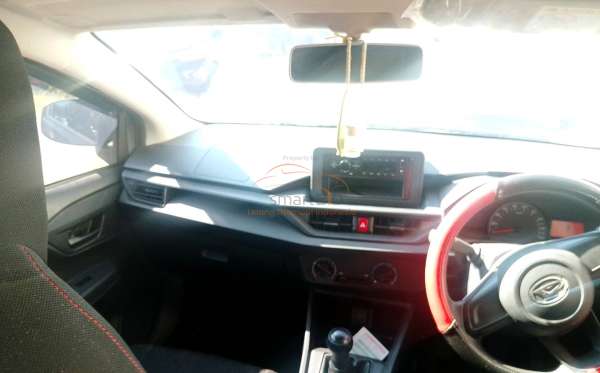 DAIHATSU AYLA M MT