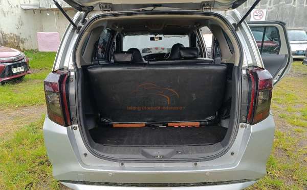 DAIHATSU  SIGRA  1.2 X