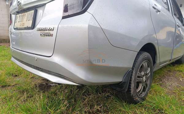 DAIHATSU  SIGRA  1.2 X