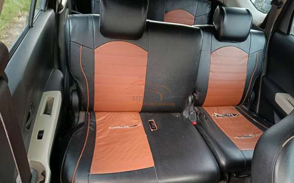 DAIHATSU  SIGRA  1.2 X