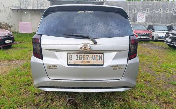 DAIHATSU  SIGRA  1.2 X