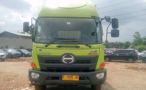 HINO  FL8JW2A PGJ (6X2) M/T TRN