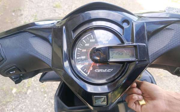 HONDA BEAT SPORTY CBS