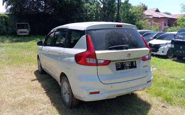SUZUKI ERTIGA GL