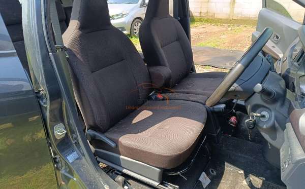 TOYOTA  CALYA  1.2 E STD