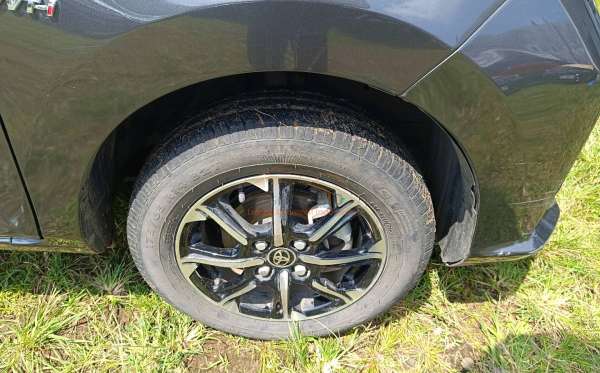 TOYOTA  CALYA  1.2 E STD