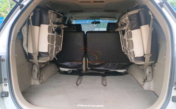 TOYOTA FORTUNER G 2.5