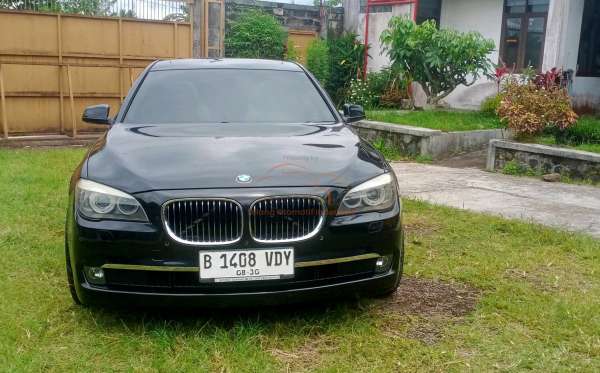 BMW 730L I  AT
