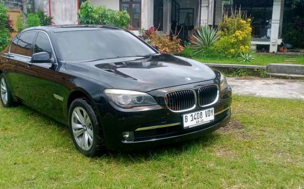 BMW 730L I  AT