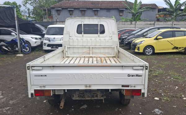 DAIHATSU GRAN MAX PICK-UP