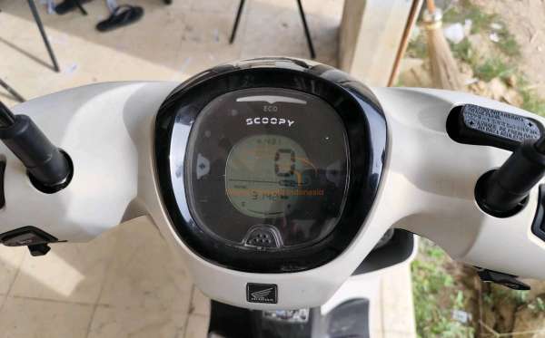 HONDA SCOOPY PRESTIGE