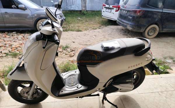 HONDA SCOOPY PRESTIGE