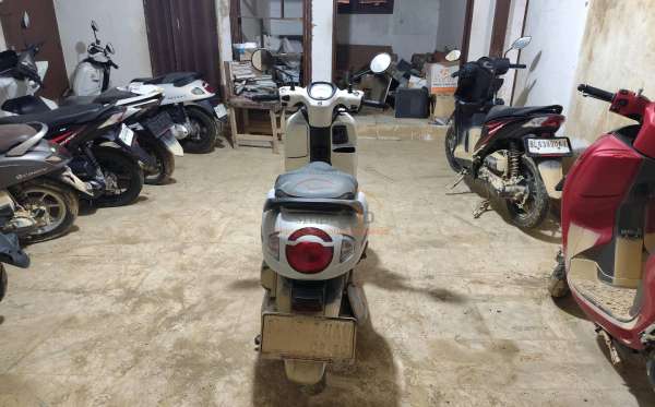 HONDA SCOOPY PRESTIGE