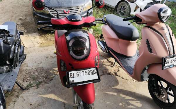 HONDA SCOOPY PRESTIGE