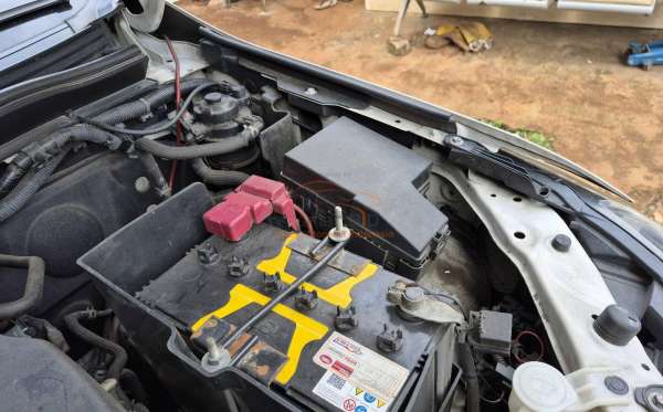 MITSUBISHI PAJERO SPORT DAKAR