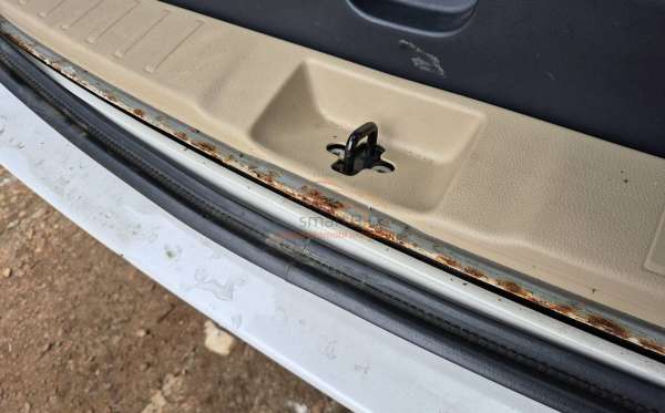 MITSUBISHI PAJERO SPORT DAKAR