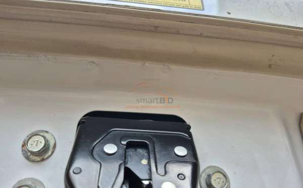 MITSUBISHI PAJERO SPORT DAKAR