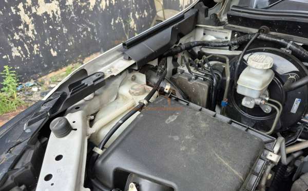 MITSUBISHI PAJERO SPORT DAKAR