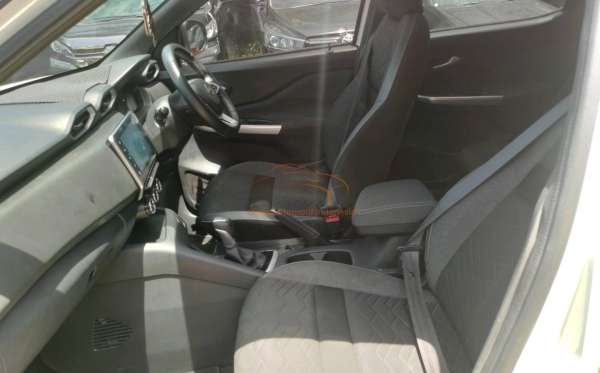 NISSAN MAGNITE TURBO