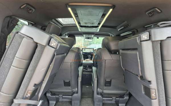 TOYOTA ALPHARD 2.5 G