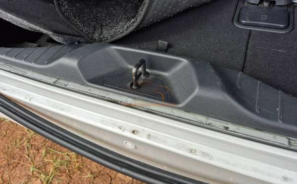 TOYOTA ALPHARD 2.5 G