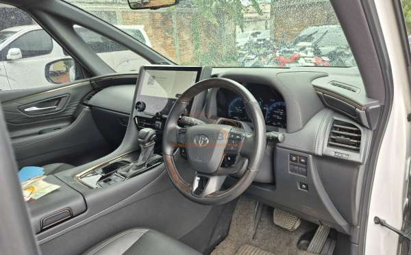 TOYOTA ALPHARD 2.5 G