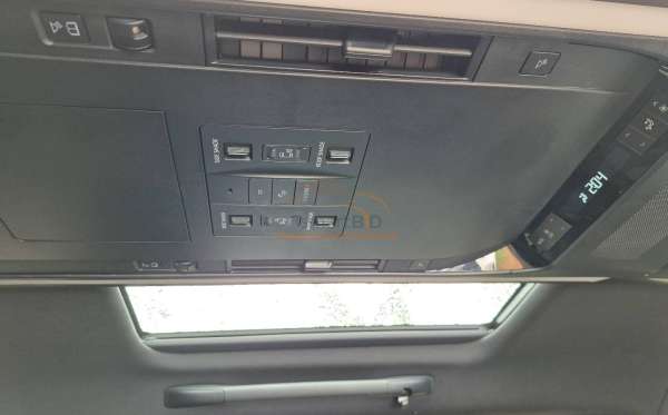 TOYOTA ALPHARD 2.5 G