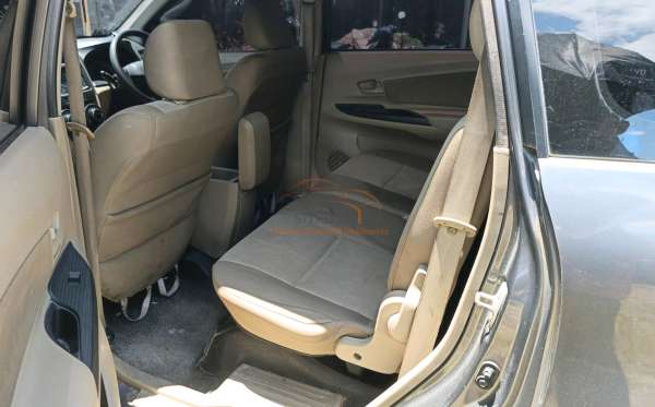 TOYOTA AVANZA 1.3 G