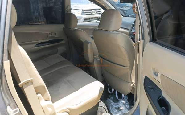 TOYOTA AVANZA 1.3 G