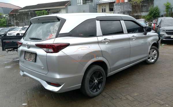 TOYOTA AVANZA E