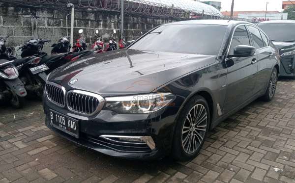 BMW G30 CKD A/T