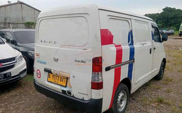 DAIHATSU GRAN MAX BLIND VAN