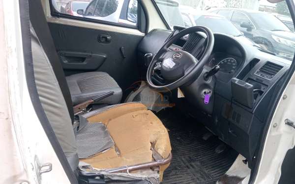 DAIHATSU GRAN MAX BLIND VAN