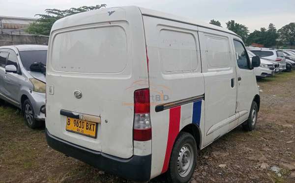 DAIHATSU GRAN MAX BLIND VAN