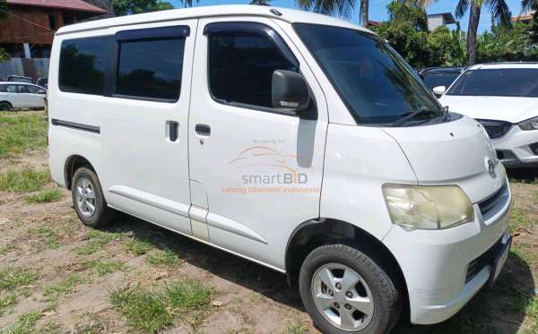 DAIHATSU GRAN MAX 1.3 D