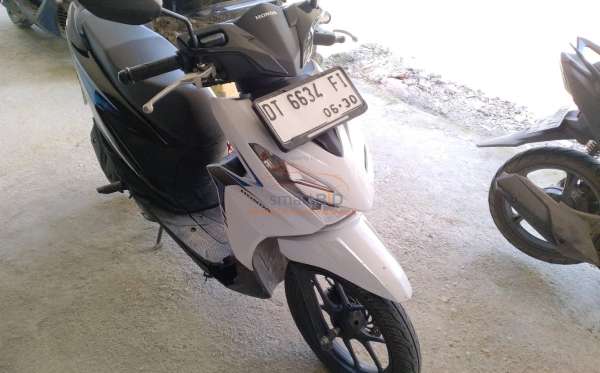 HONDA  BEAT