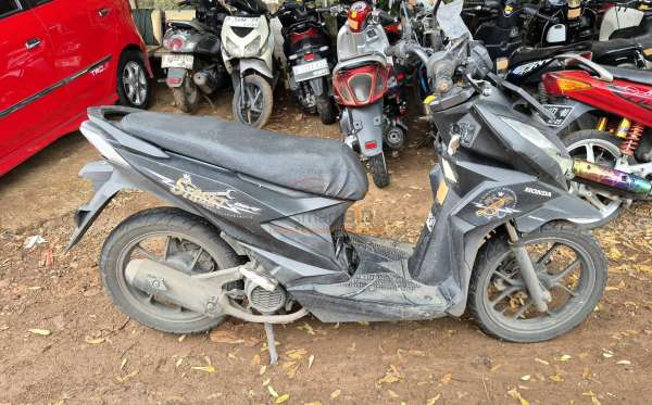 HONDA BEAT STREET