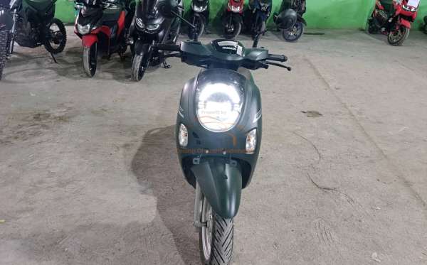 HONDA SCOOPY PRESTIGE