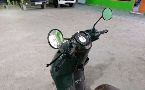 HONDA SCOOPY PRESTIGE