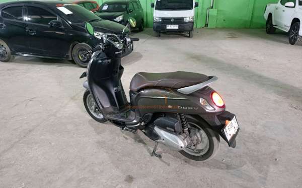 HONDA SCOOPY PRESTIGE